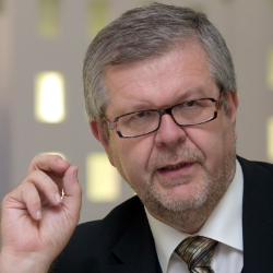  Prof. Dr. Dr. h.c. Dieter Rombach 